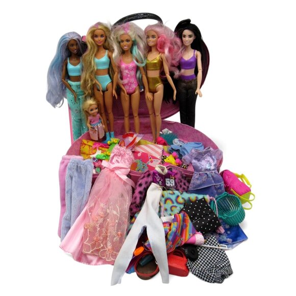 BARBIE DOLL Lot with Heart-Shaped Carrying Case Includes 6 Dolls and Clothes - Picture 1 of 11